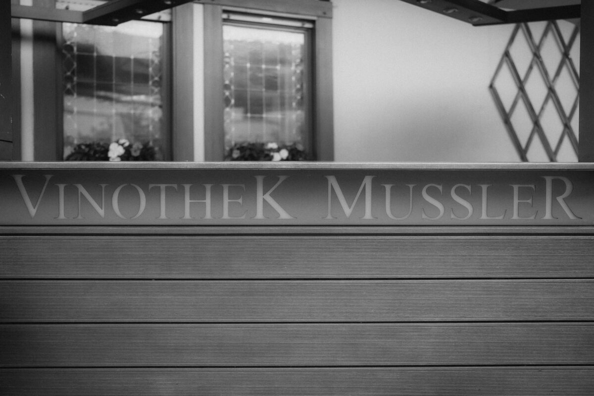 Elegante Hochzeitsfotos Weingut Mussler Bissersheim