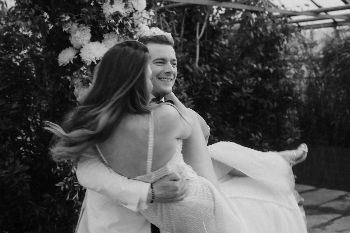 Fine Art Hochzeitsreportage im Gewächshaus nahe Frankfurt