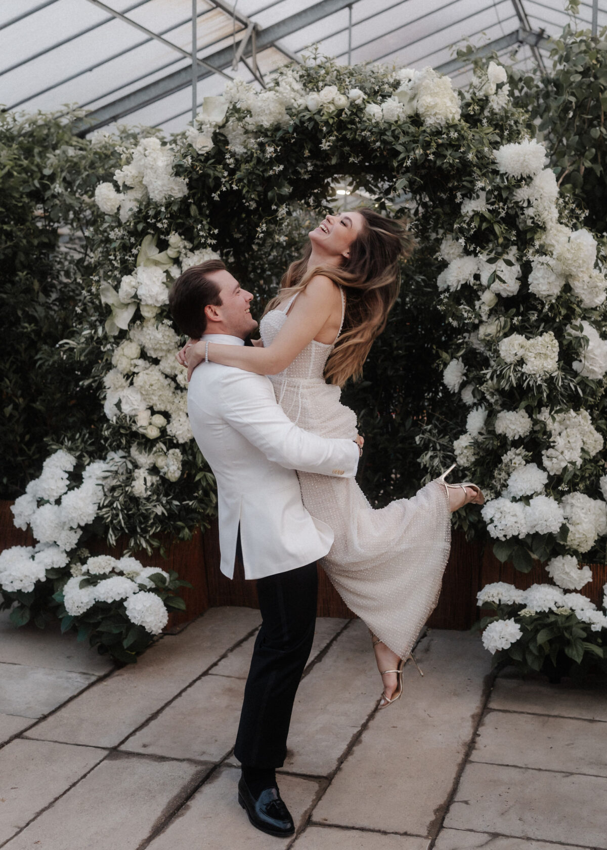 Fine Art Hochzeitsreportage im Gewächshaus nahe Frankfurt