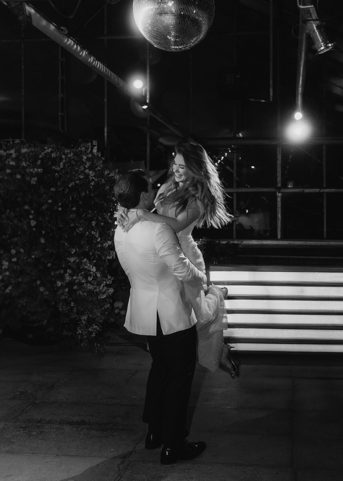 Elegante Gewächshaushochzeit bei Dächer Events in Karben