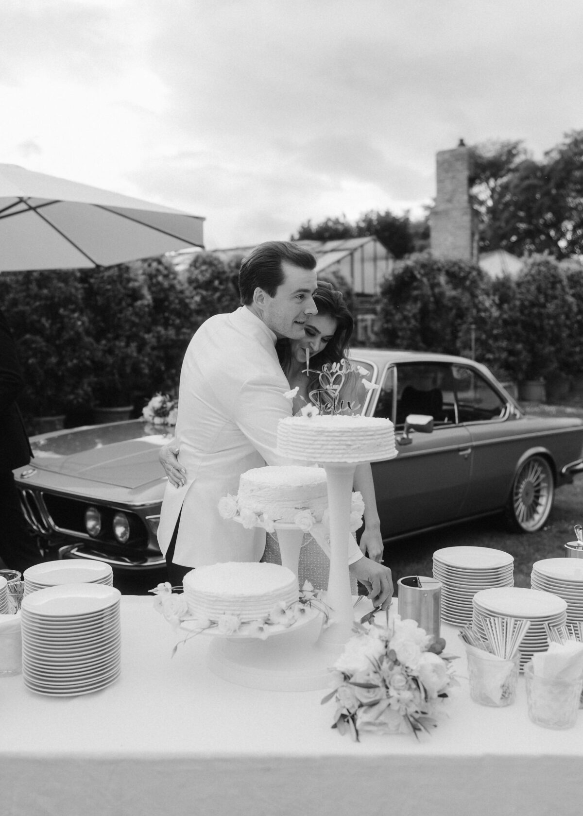 Elegante Hochzeitsdetails im Glashaus bei Dächer Events