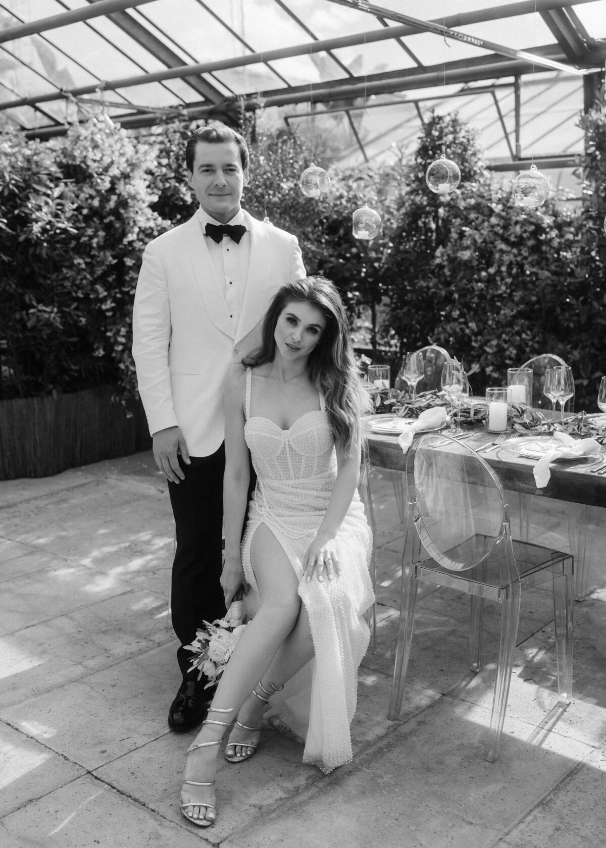 Hochzeit im lichtdurchfluteten Gewächshaus bei Frankfurt